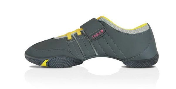 MDM Sheer Dance Sneaker - Black / Pink